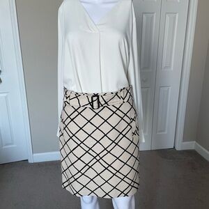 Banana Republic Cream and Black Checkered Pencil Skirt